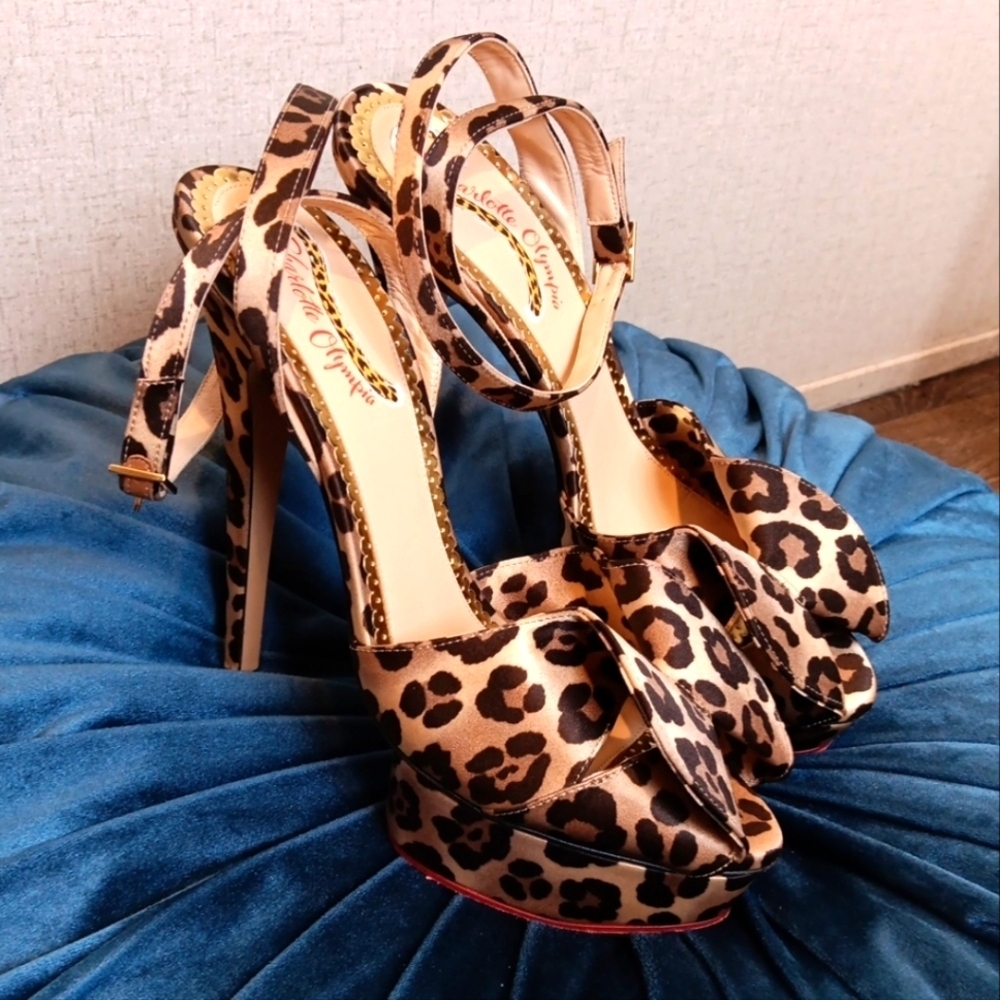 Charlotte Olympia Leopard Print Heels Made In Italy Size 40 Usa 9